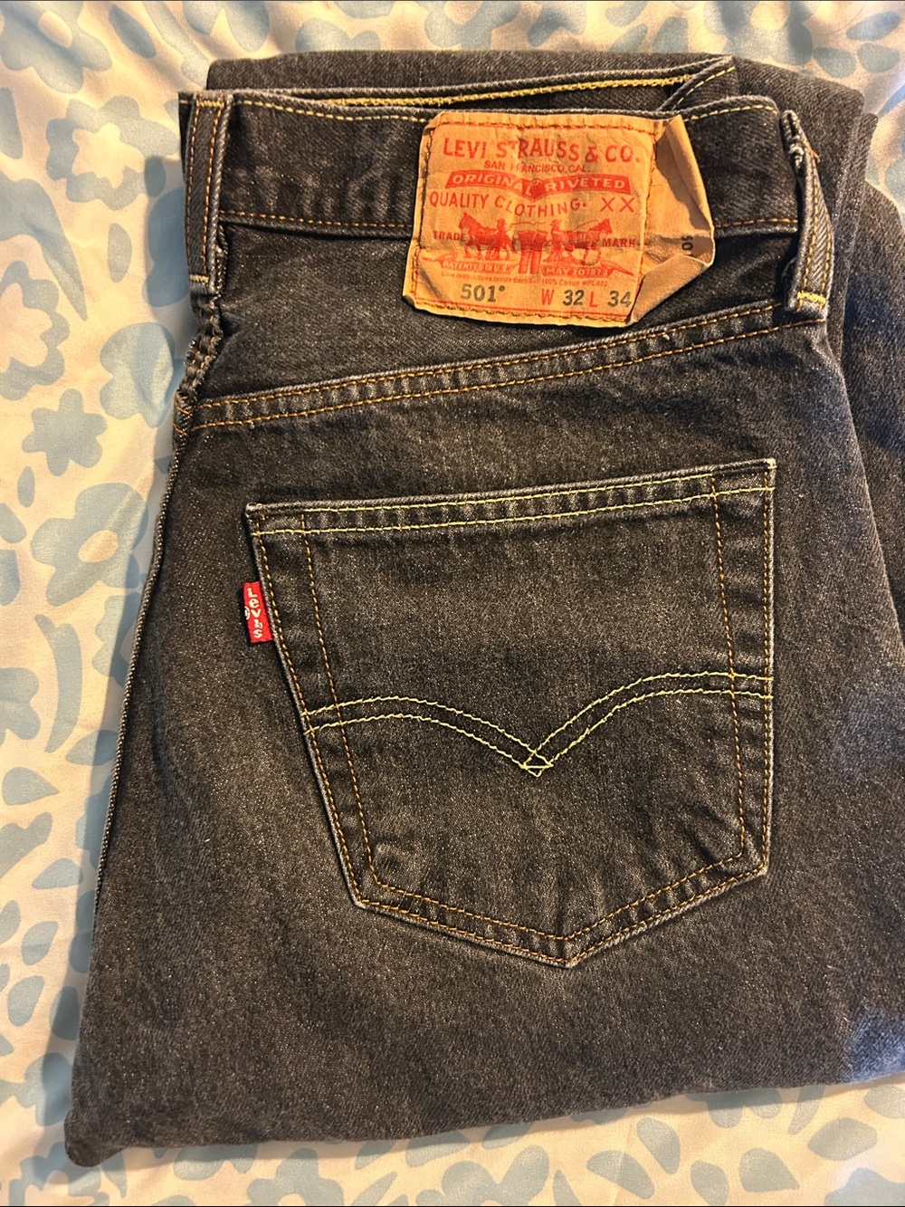 Levi's 501 Straight Jeans in Dark Gray